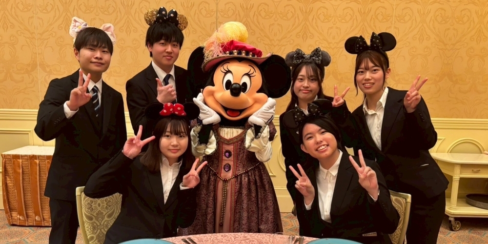 【2026新卒】　会社説明会・面接会開催！先輩に会える座談会！